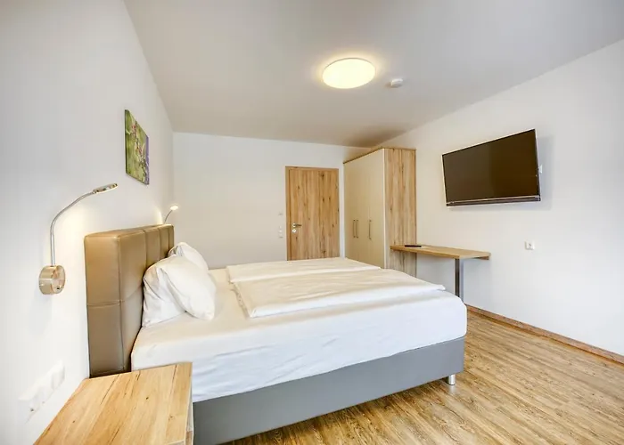 Pensionat Petschnig 1 Drobollach am Faakersee